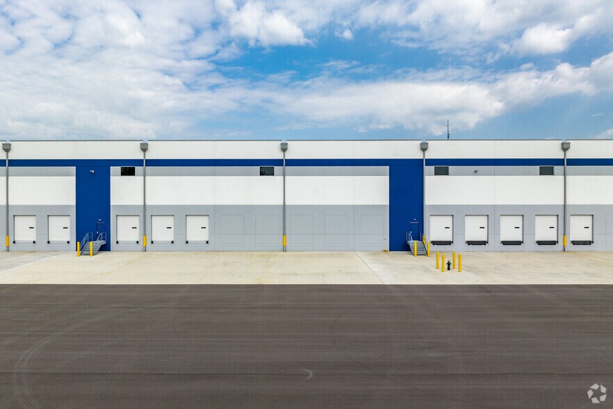 More Photos Of 16220 Hopewell Rd, Williamsport Distribution For Lease