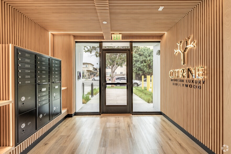 More Photos Of 1525 N Hobart Blvd, Los Angeles Apartments For Sale