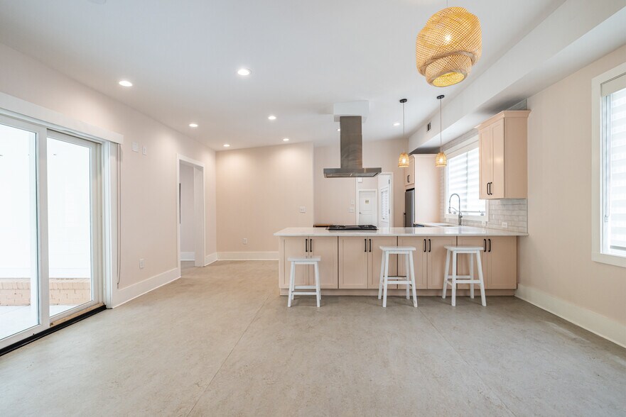 More Photos Of 1651 Pryor Rd SW, Atlanta Loft Creative Space For Sale