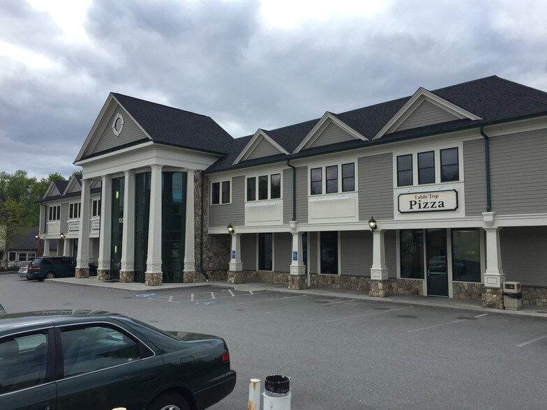 More Photos Of 90-100 Central St, Holliston Storefront Retail Office For Lease