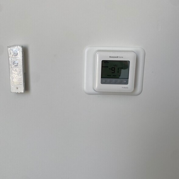 More Photos Of 2007 S Saturn Way, Boise Industrial For Sale