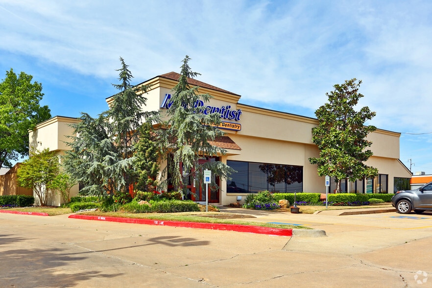 More Photos Of 6444 NW Expressway St, Oklahoma City Unknown For Lease