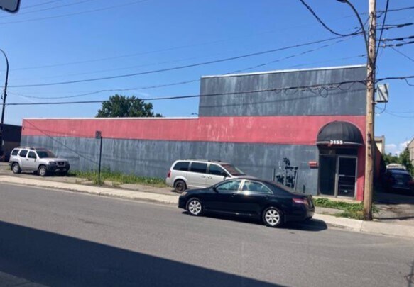 Primary Photo Of 3155 Rue Deville, Montréal Showroom For Sale