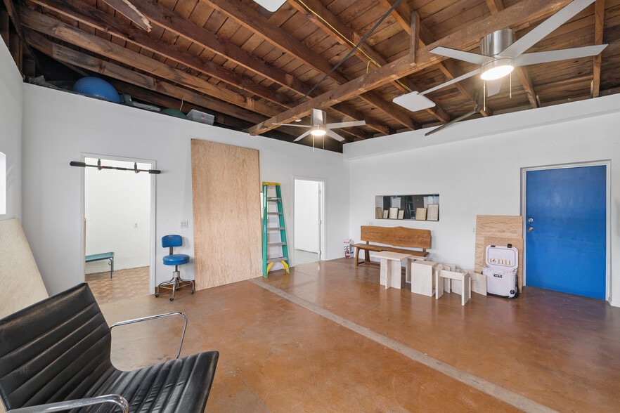 More Photos Of 5363 Venice Blvd, Los Angeles Auto Repair For Sale