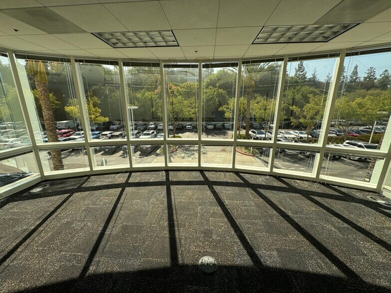 More Photos Of 21688 Gateway Center Dr, Diamond Bar Office For Lease