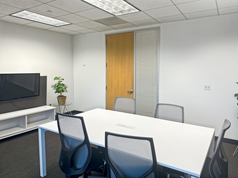 More Photos Of 1320 Willow Pass Rd, Concord Coworking Space