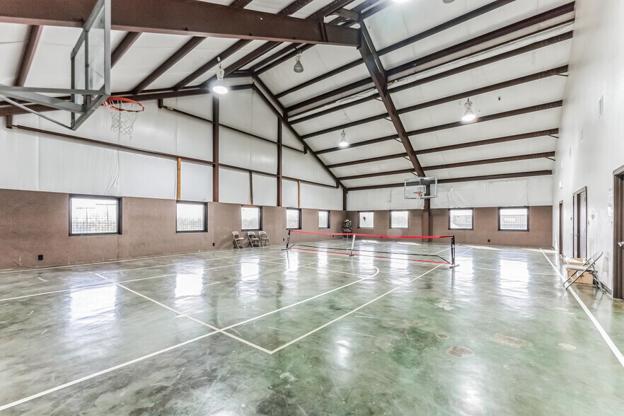 More Photos Of 2701 Hartlee Field Rd, Denton Office Residential For Sale