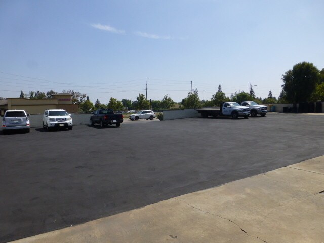 More Photos Of 4071 2nd St, Yorba Linda Auto Repair For Sale