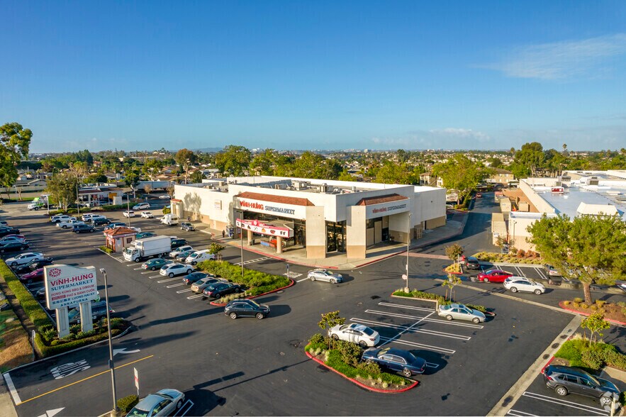 More Photos Of 8251 Mira Mesa Blvd, San Diego Unknown For Lease