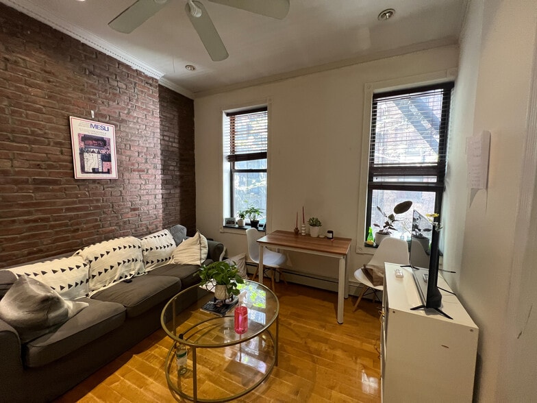 More Photos Of 212 E 29th St, New York Apartments For Sale