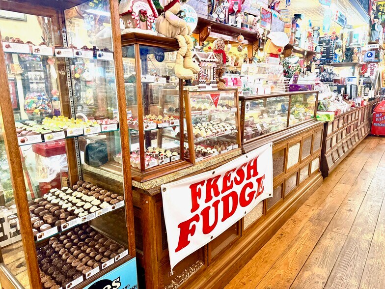 More Photos Of 219 MO-21, Caledonia Storefront Retail Residential For Sale