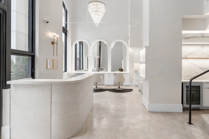 More Photos Of 801 S Olive Ave, West Palm Beach Apartments For Sale