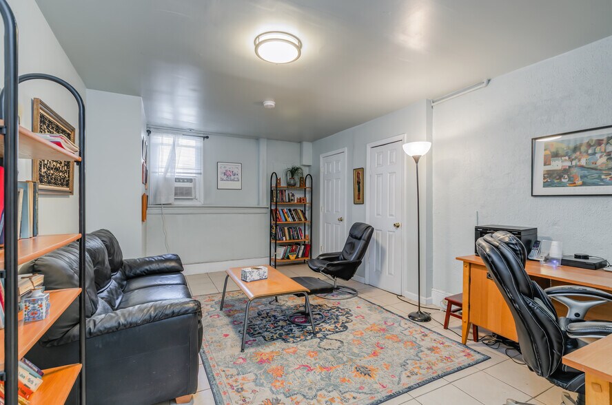More Photos Of 424 Baldwin Ave, Jersey City Office Residential For Lease