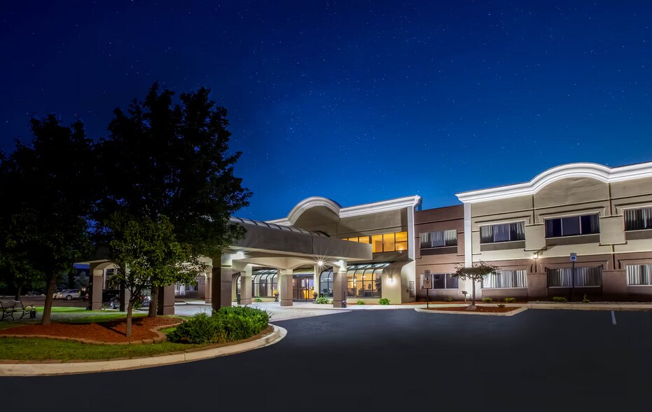 More Photos Of 1919 Star Batt Dr, Rochester Hills Hotel For Sale