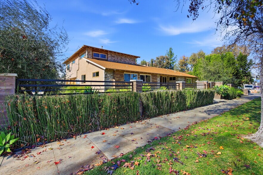 More Photos Of 5237 Topanga Canyon Blvd, Woodland Hills Multifamily For Sale