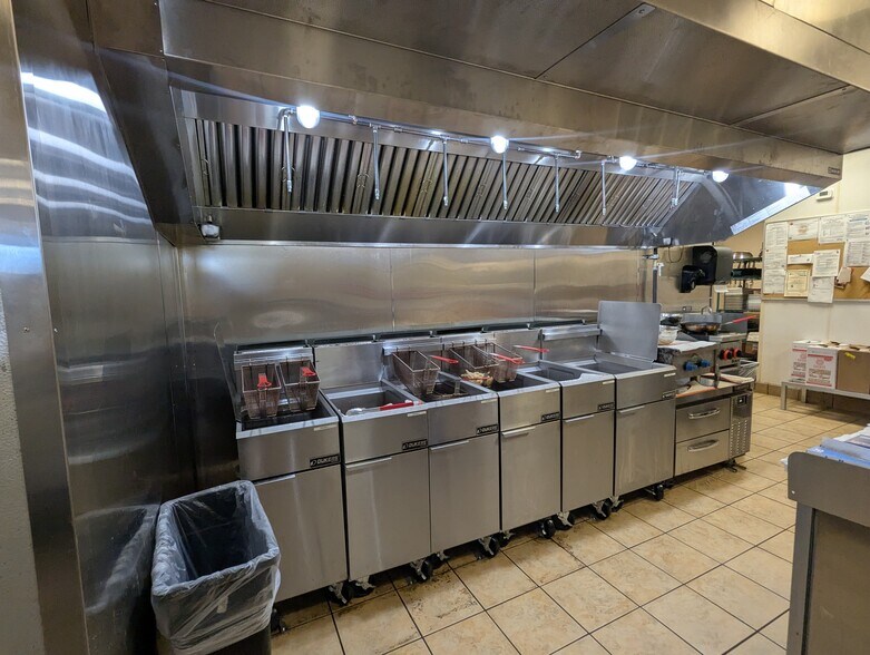More Photos Of 954 E Altamonte Dr, Altamonte Springs Restaurant For Sale
