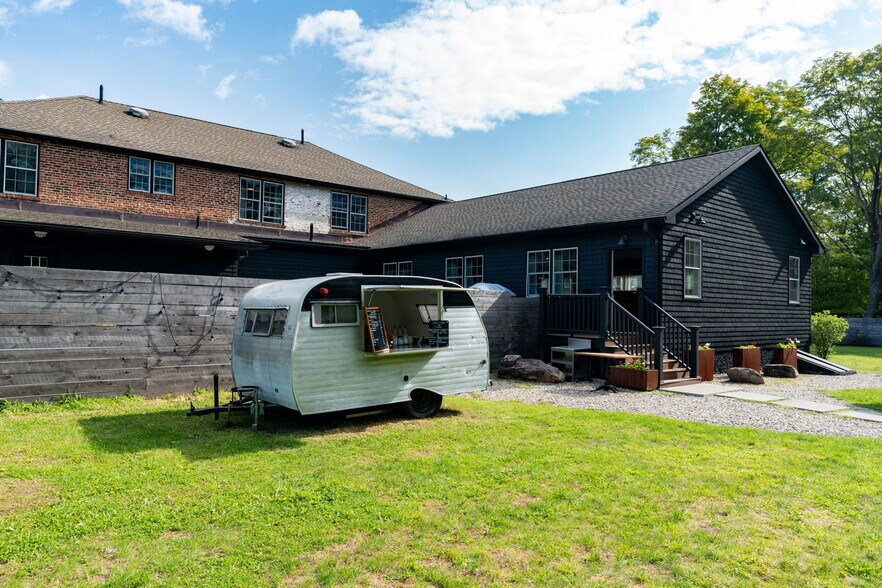 More Photos Of 3311 Route 23A, Palenville Restaurant For Sale