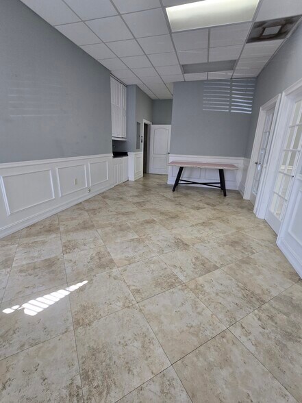 More Photos Of 635 SE 10th St, Deerfield Beach Office For Lease