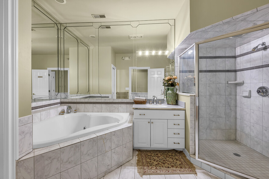 More Photos Of 4860 E 13 Mile Rd, Warren Lodge Meeting Hall For Sale