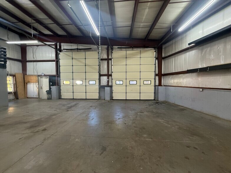 More Photos Of 69 Culley St, Fitchburg Warehouse For Lease