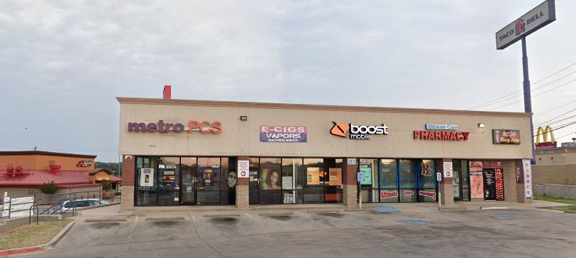 More Photos Of 2813 N Commerce St, Fort Worth Storefront Retail Office For Lease