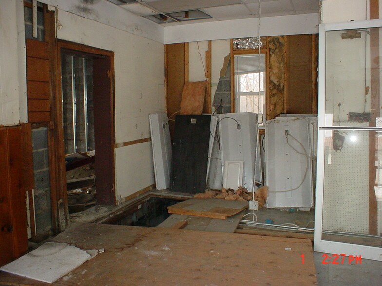 More Photos Of 5 Van Winkle Rd, Pine Brook Freestanding For Sale