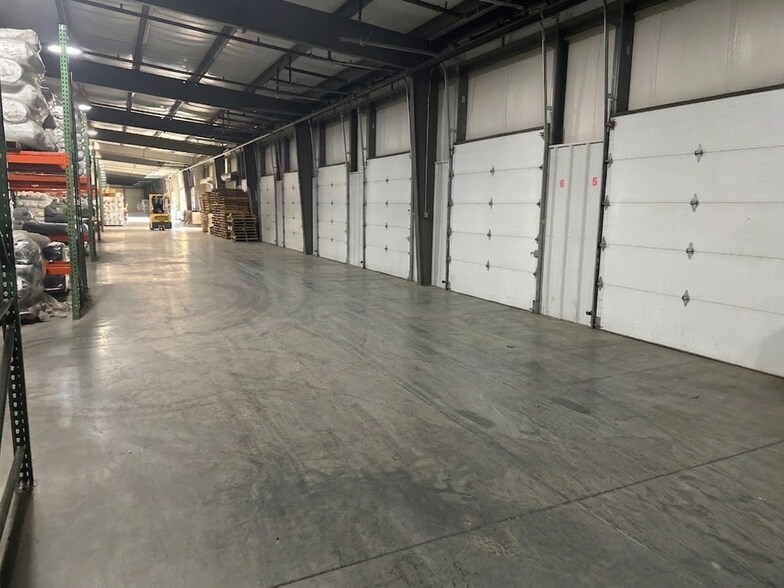 More Photos Of 1 Parrish Dr, Randleman Manufacturing For Lease