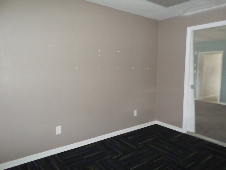 More Photos Of 20540 E Pennsylvania Ave, Dunnellon Flex For Sale