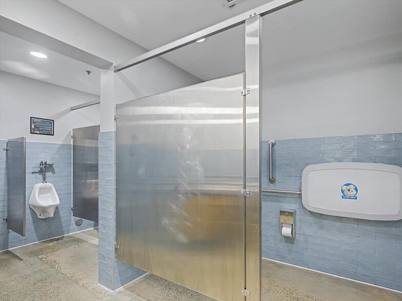 More Photos Of 39 West St, Pittsboro Restaurant For Lease