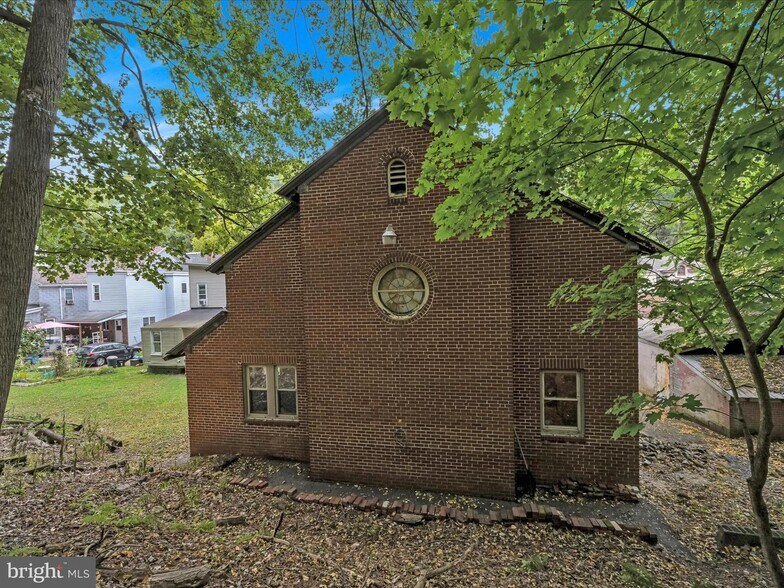 More Photos Of 45 Main St, Pottsville Religious Facility For Sale