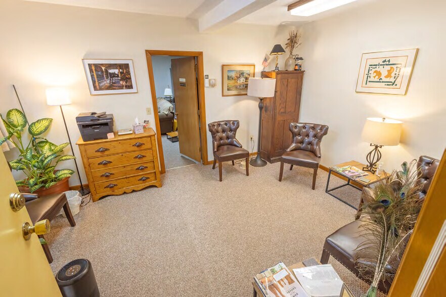 More Photos Of 5 Pond Rd, Harvard Flex For Sale