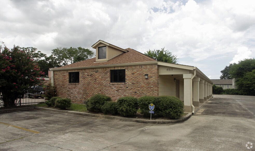 Primary Photo Of 4811 North Blvd, Baton Rouge Office For Sale
