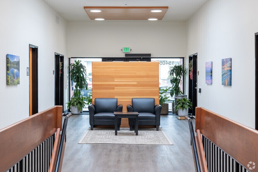 More Photos Of 15405 SW 116th Ave, King City Medical For Lease