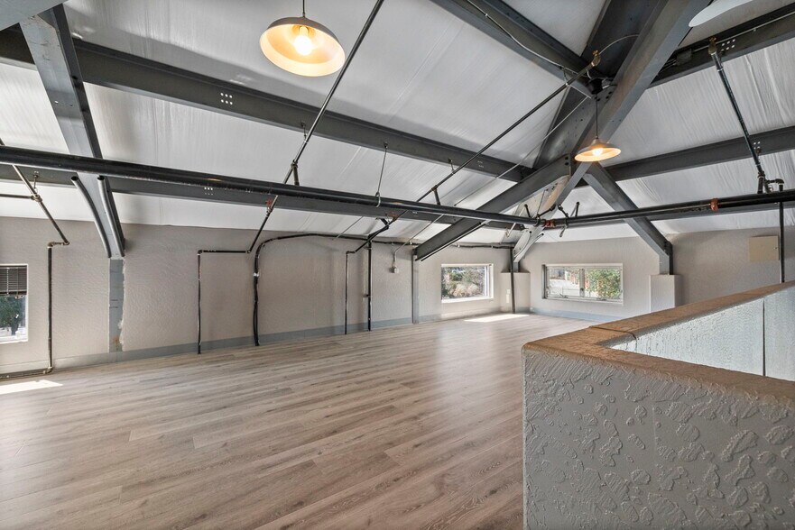 More Photos Of 18851 Microtronics Way, Sonora Warehouse For Sale