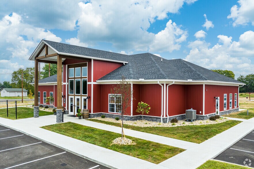 More Photos Of 1812 Bourbon St, Ashville Apartments For Sale