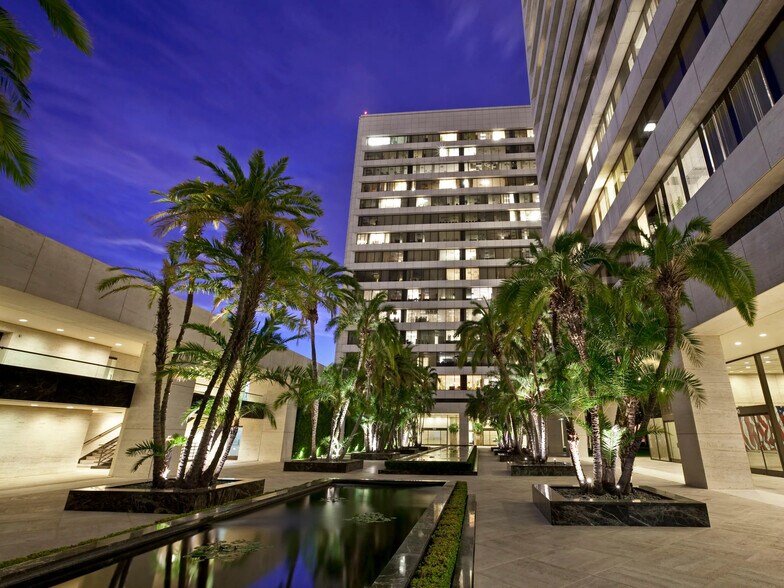 More Photos Of 11100 Santa Monica Blvd, Los Angeles Office For Lease