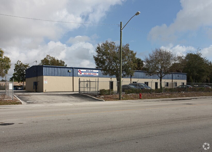 Primary Photo Of 3921 Westgate Ave, West Palm Beach Warehouse For Lease
