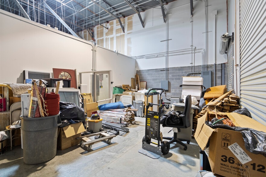 More Photos Of 1690 Roberts Blvd, Kennesaw Warehouse For Sale