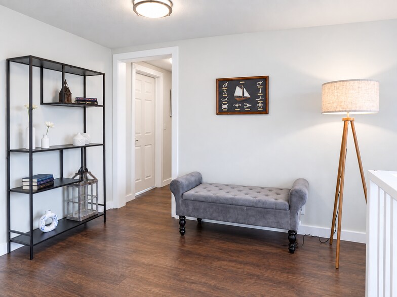 More Photos Of 112 US-290, Ledbetter Hospitality For Sale