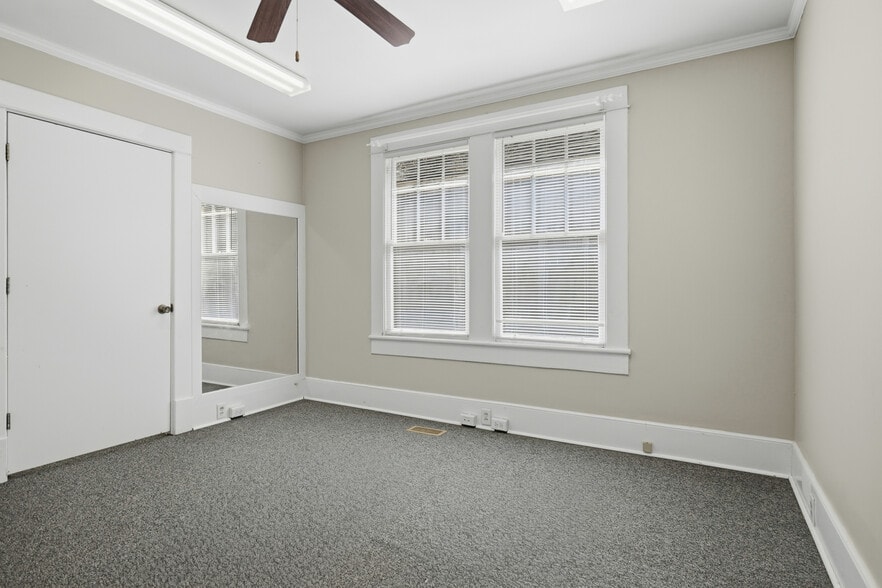 More Photos Of 615 Barlow St, Americus Healthcare For Sale