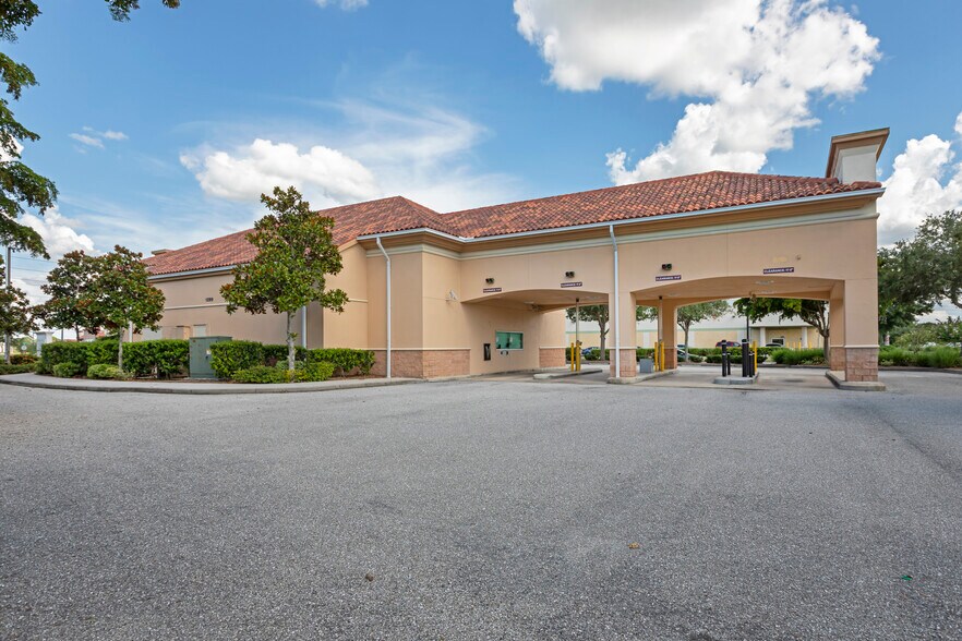More Photos Of 1299 N Sumter Blvd, North Port Bank For Lease