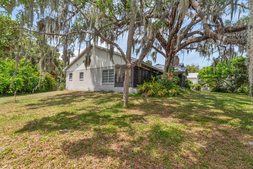 More Photos Of 625 E Melbourne Ave, Melbourne Land For Sale