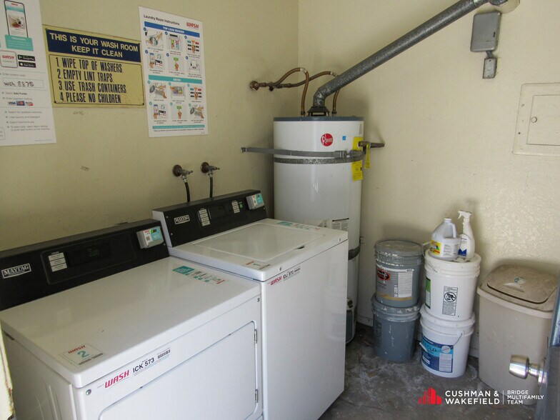 More Photos Of 16972 Lynn Ln, Huntington Beach Apartments For Sale