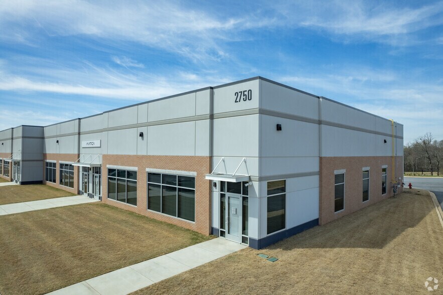 Primary Photo Of 2750 S Highway 14, Greer Manufacturing For Lease