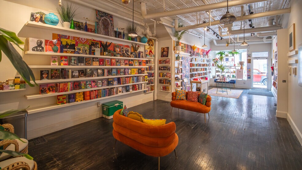 More Photos Of 113 N Broadway, Rochester Storefront Retail Residential For Sale