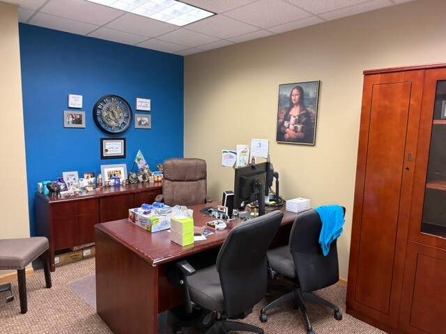 More Photos Of 134 26th St NW, Owatonna Office For Lease