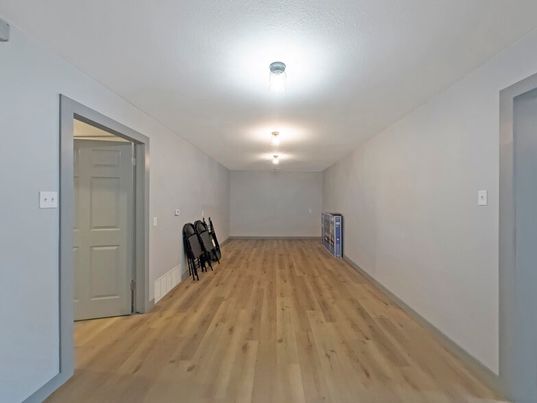 More Photos Of 14 N 10th St, Temple Research And Development For Sale