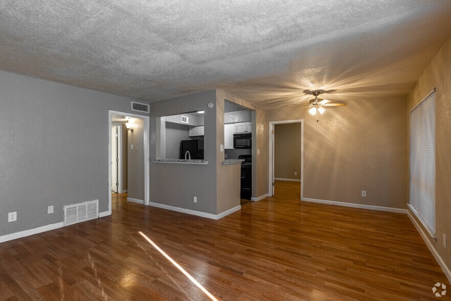 More Photos Of 14000 Esperanza Rd, Dallas Apartments For Sale