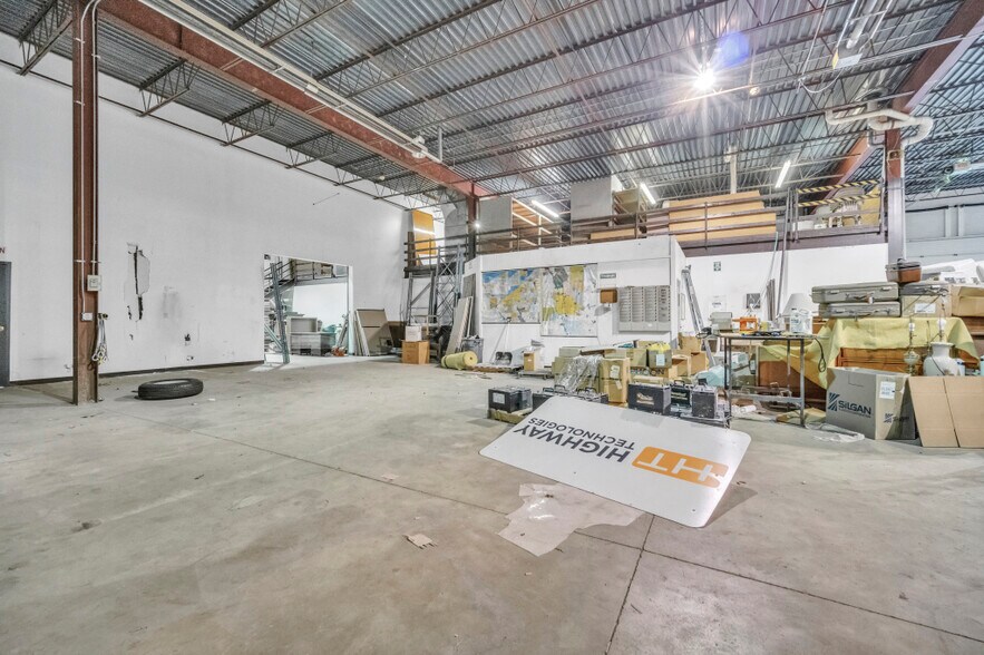 More Photos Of 4878 Van Epps Rd, Brooklyn Heights Manufacturing For Sale