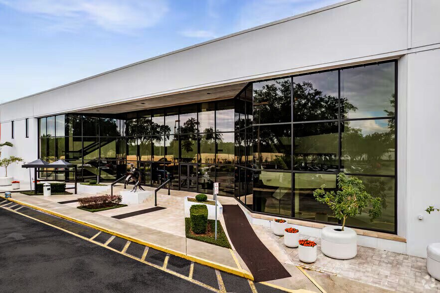 More Photos Of 999 Douglas Ave, Altamonte Springs Office Residential For Lease